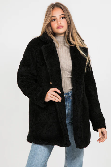 Manteau fausse fourrure